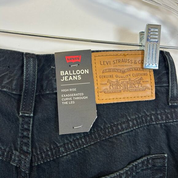 Levi’s 80’s Balloon Black Jeans NWT Women’s Size 25 - Picture 7 of 11